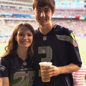 Meet your Posher, Evan